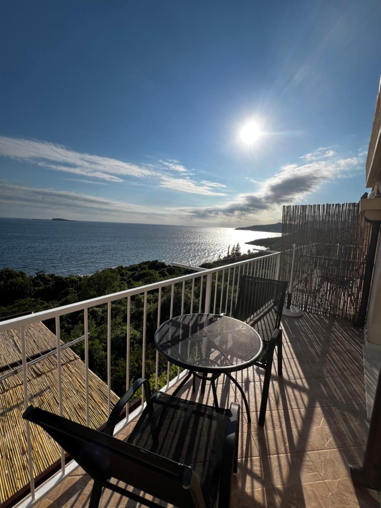 One-Bedroom Apartment with Balcony and Sea View (2 Adults)