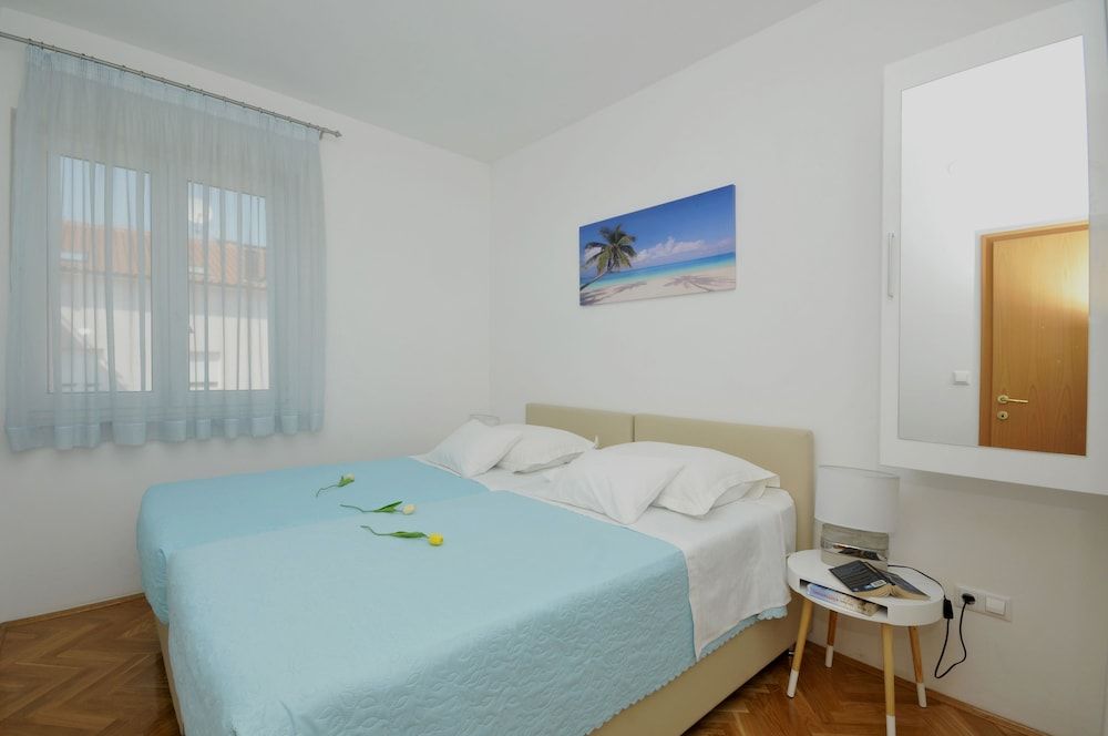 Apartmani Trogir Superior Apartment, 2 Bedrooms, Balcony (4+1 people) 3