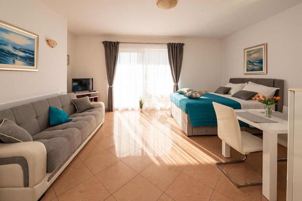 Apartmani Trogir Studio, Balcony (Apartment 2+1 people) 3