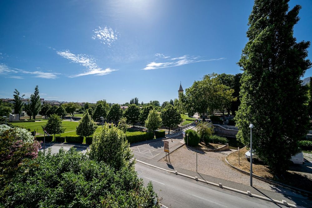 Hotel President Solin Deluxe Double or Twin Room with Balcony and extra bed. 4