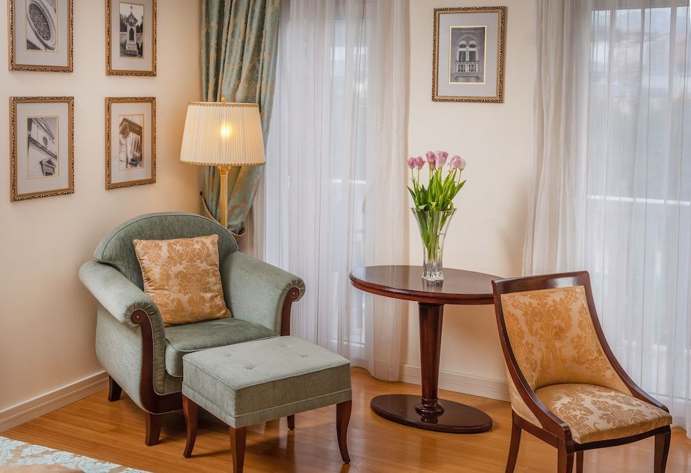 Hotel President Solin Deluxe Double or Twin Room, Balcony 6