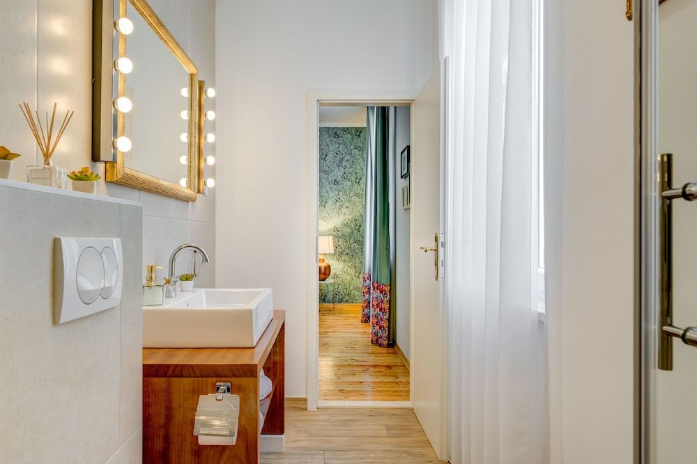 Deluxe Rooms Tramonto Deluxe Double Room, City View 6