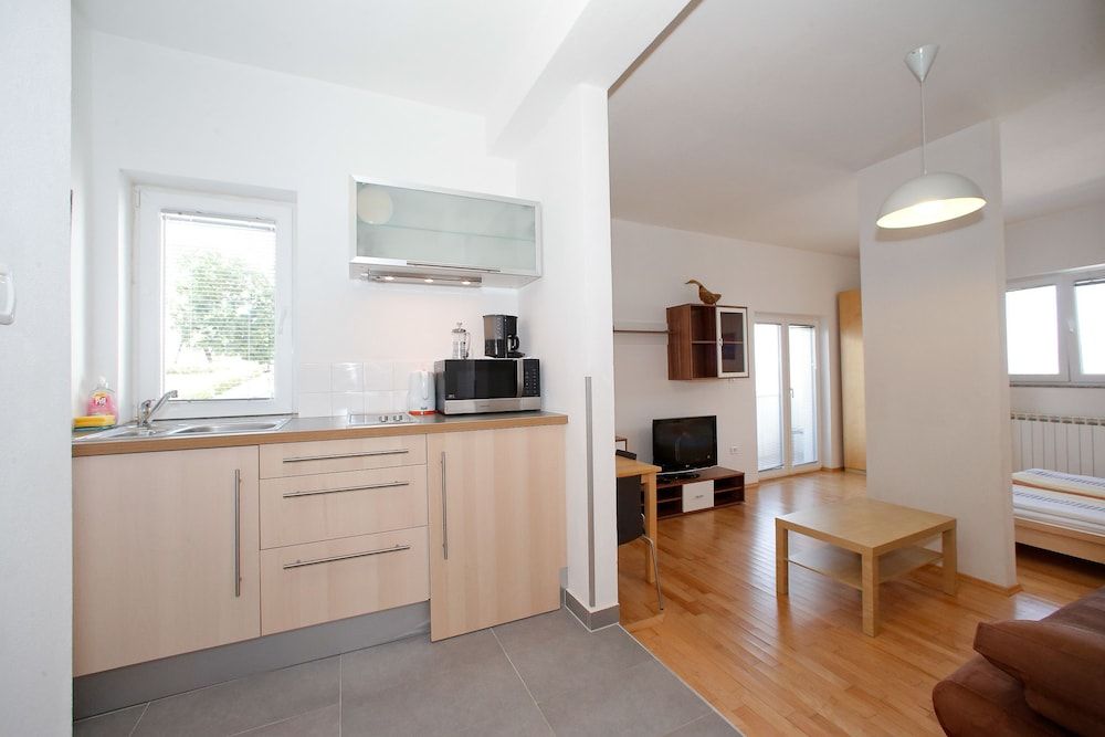 BC Apartments Comfort Studio, Sea View 4