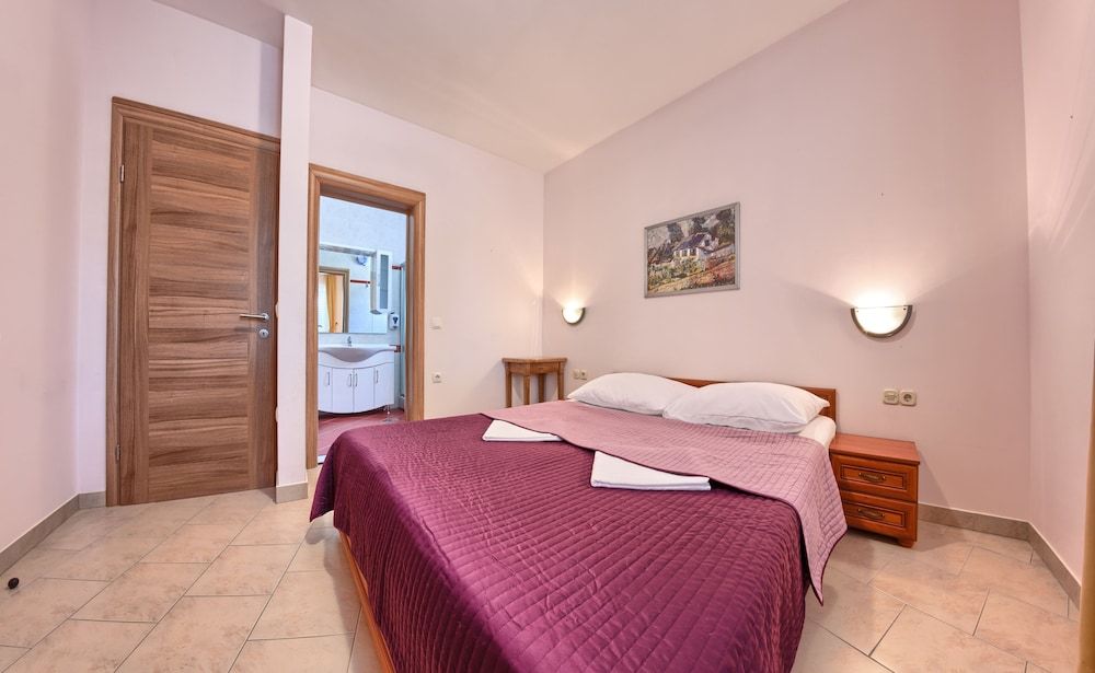 Comfort Apartment, 3 Bedrooms, Terrace, Sea View