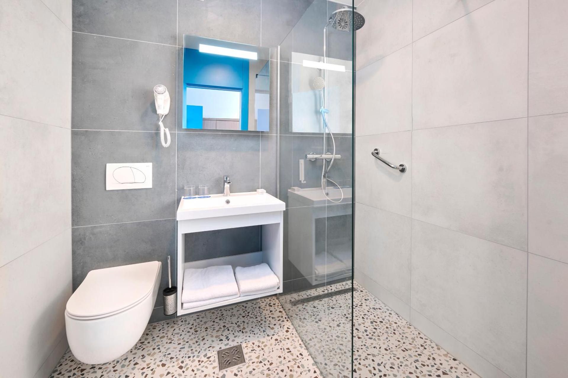 Superior Double Room with Balcony