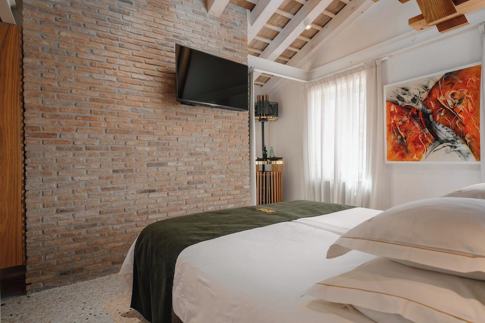 Superior Palazzo Double Room With Balcony