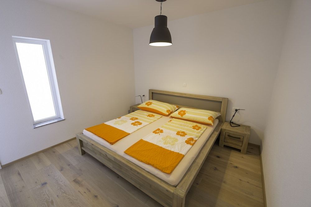 BC Eleven Superior Apartment, Patio, Sea View 2