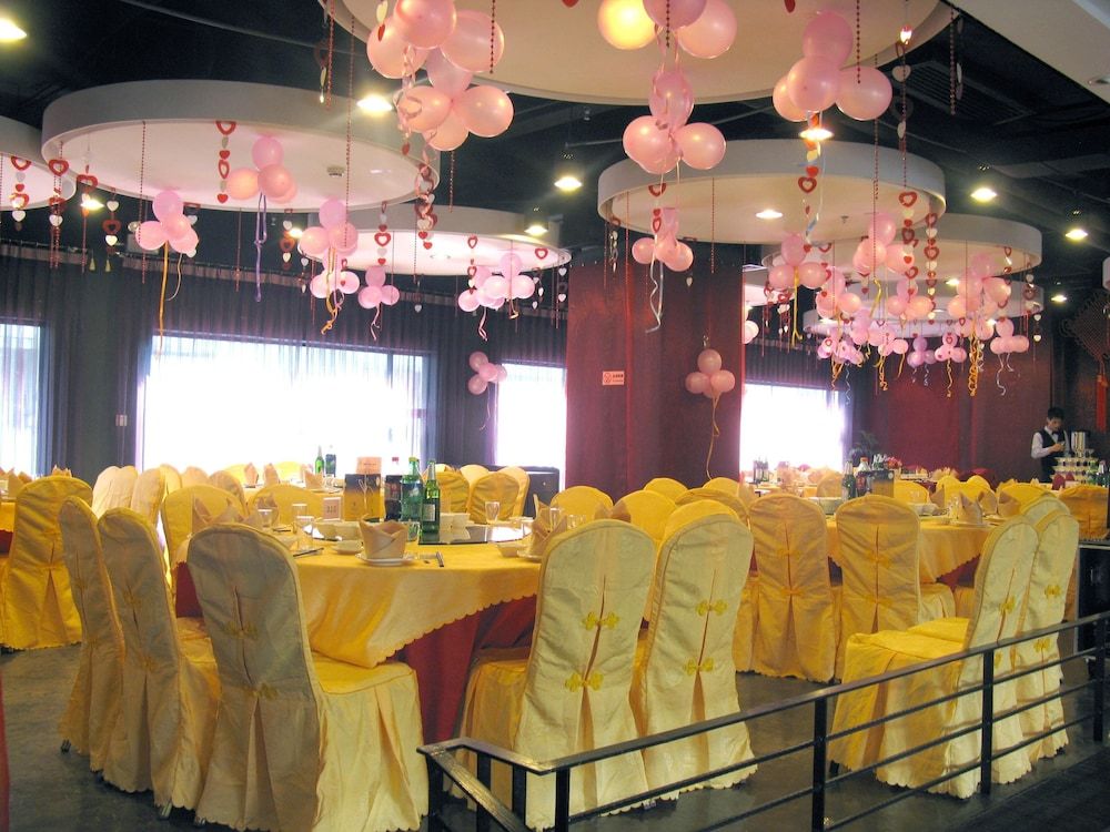 undefined Henry Business Hotel 7