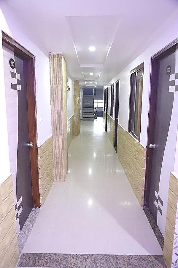 undefined Star Inn 3