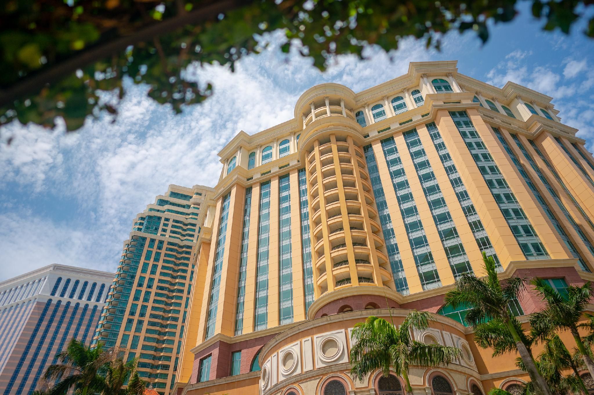 undefined Four Seasons Hotel Macao 4