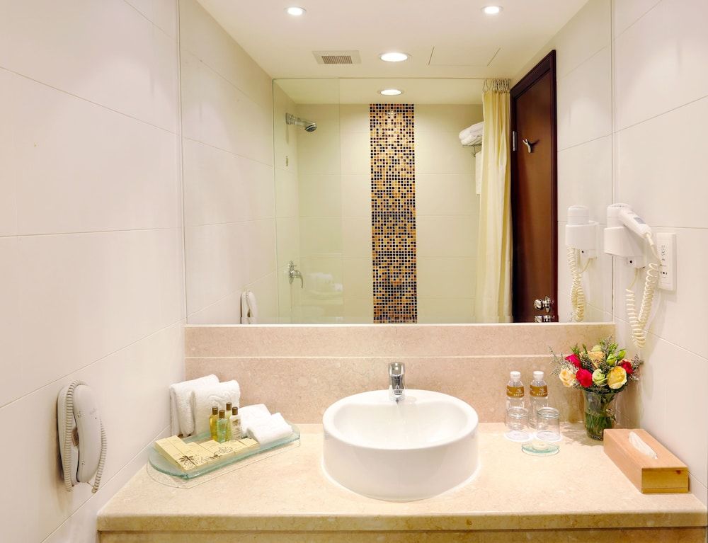 Casa Real Hotel, Macau Elite Room, 2 Twin Beds 5