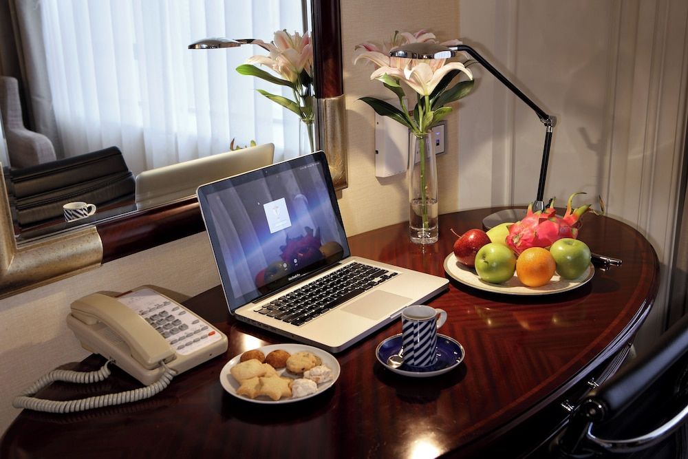 Hotel Royal Macau Premier Double Room with Lounge Access 7