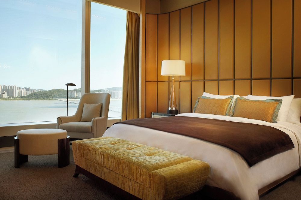 MGM MACAU Grand Deluxe Ocean View Twin Room 2