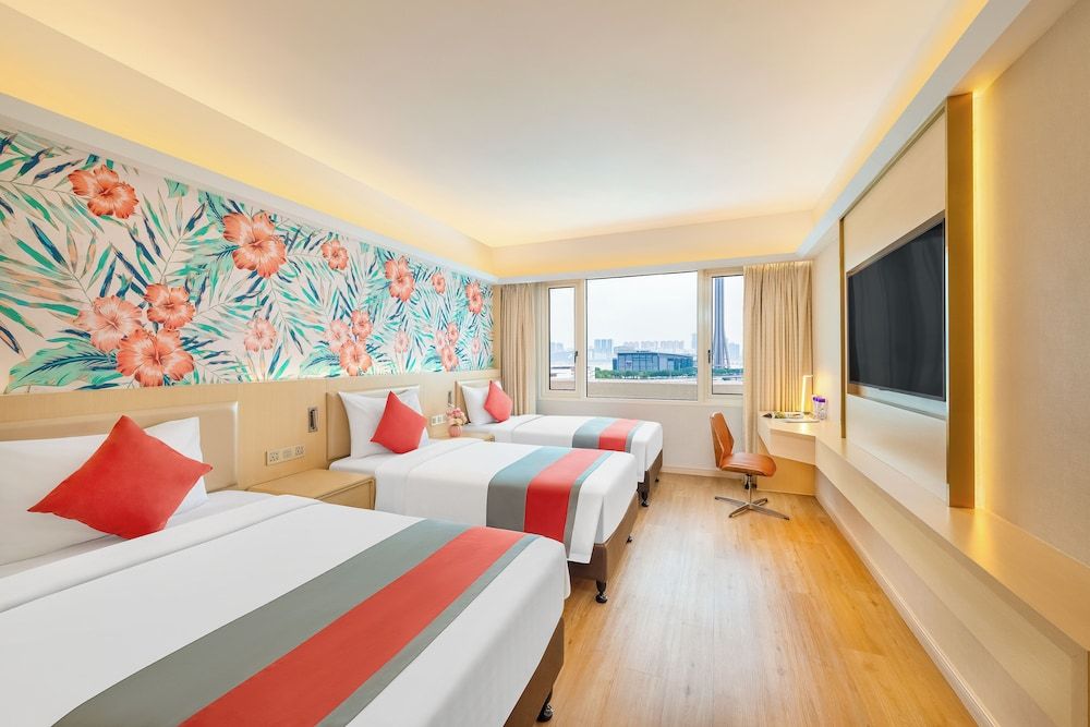 Riviera Hotel Macau Family Triple Room 2