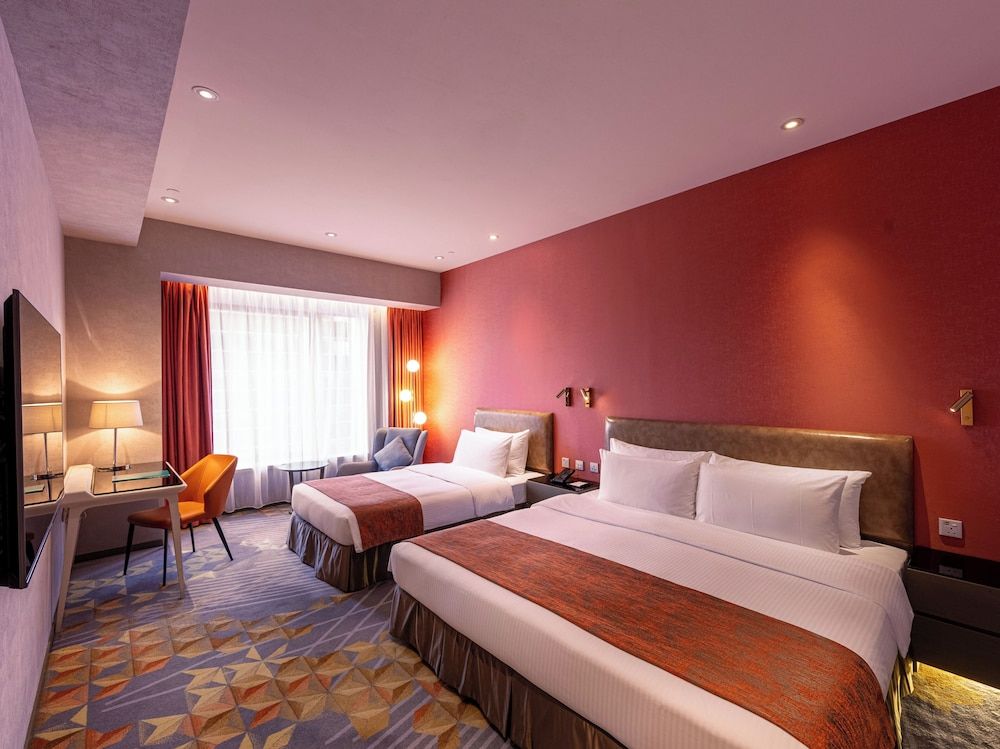 Grand Emperor Hotel Family Room 2