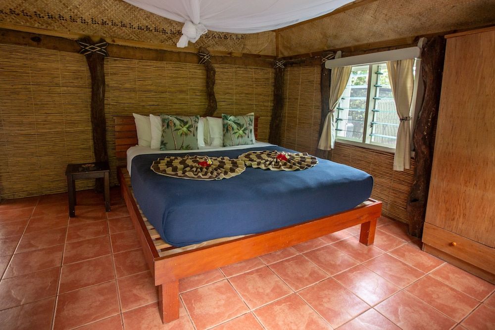 Octopus Resort Garden Bure