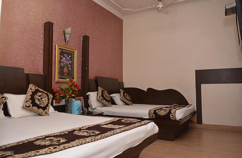 FAMILY ROOM (4 Bedded Room)