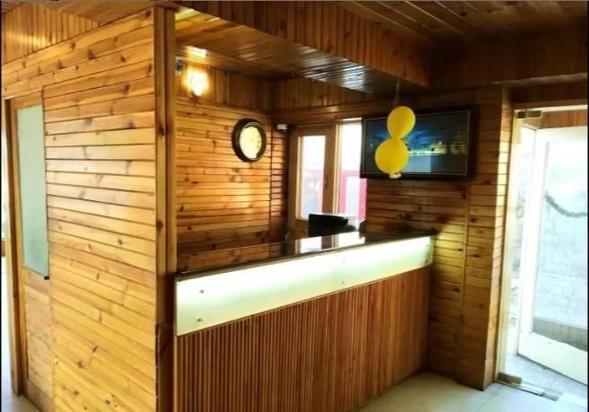 undefined Krystal Hotel Restaurant 2