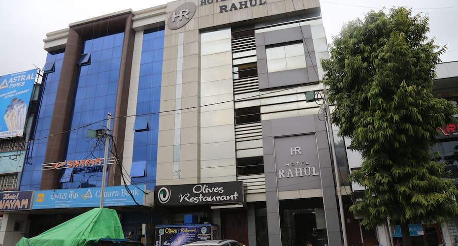 Hotel Rahul
