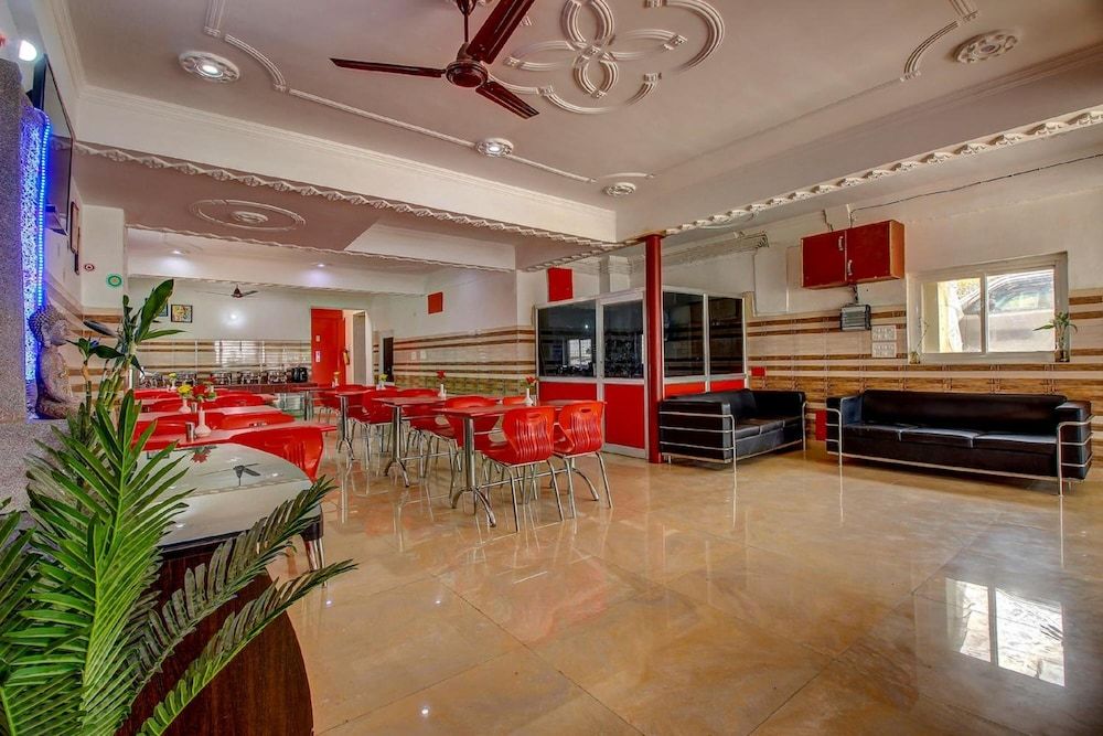 undefined Hotel Himalayan View 10
