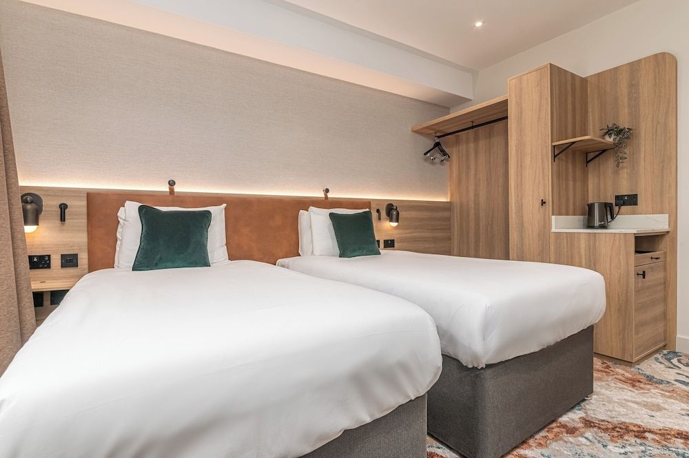 Best Western Rockingham Forest Hotel Standard Room, 2 Twin Beds, Non Smoking 2