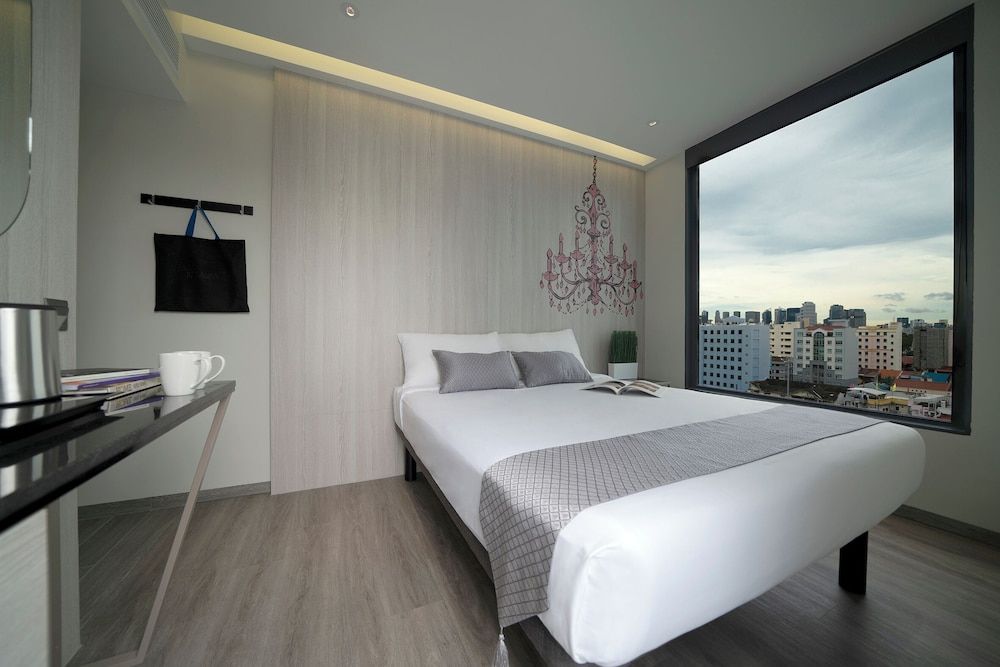 undefined Hotel 81 Premier Princess 9