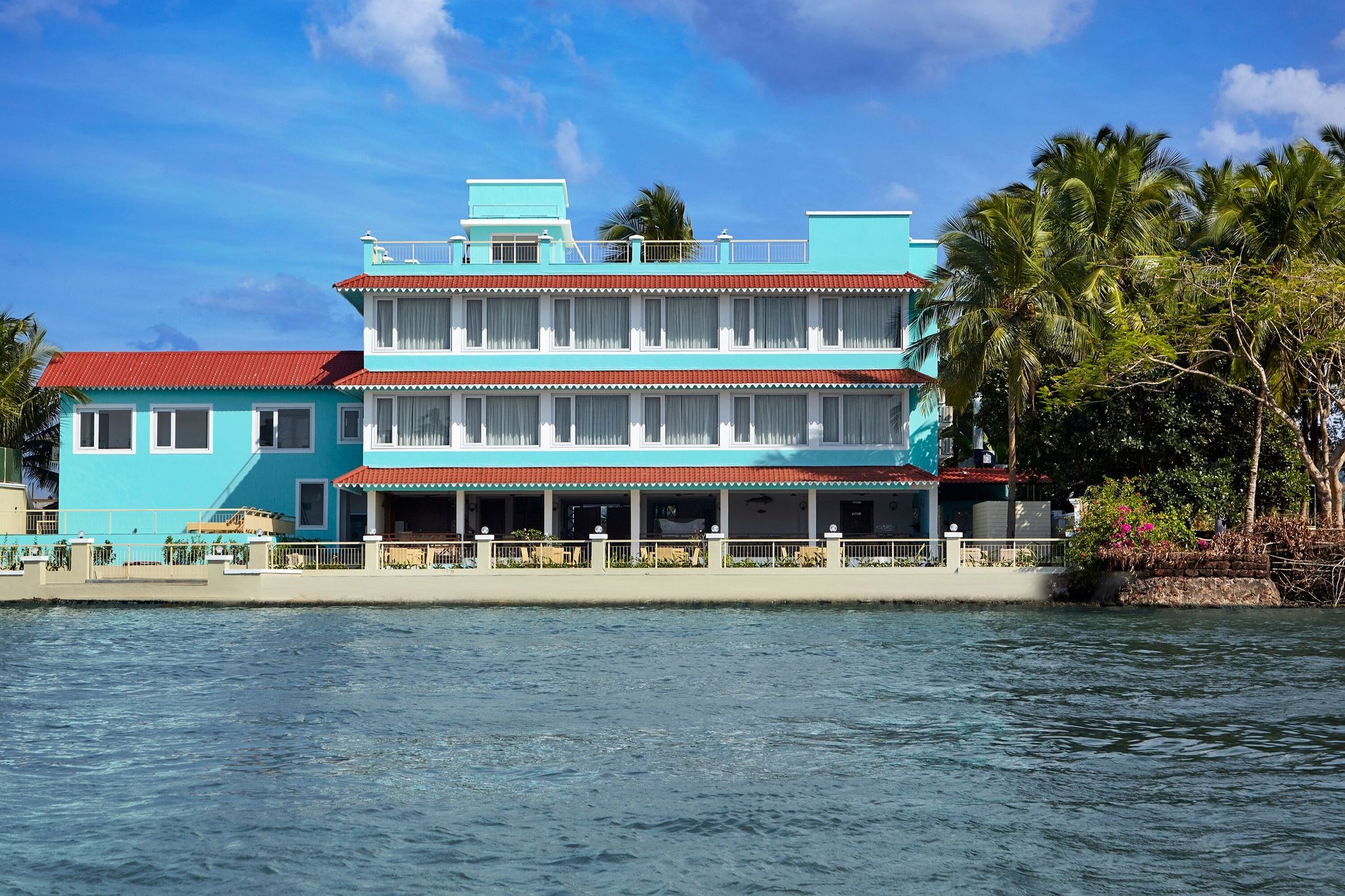 undefined Indy Waterfront Resort 6