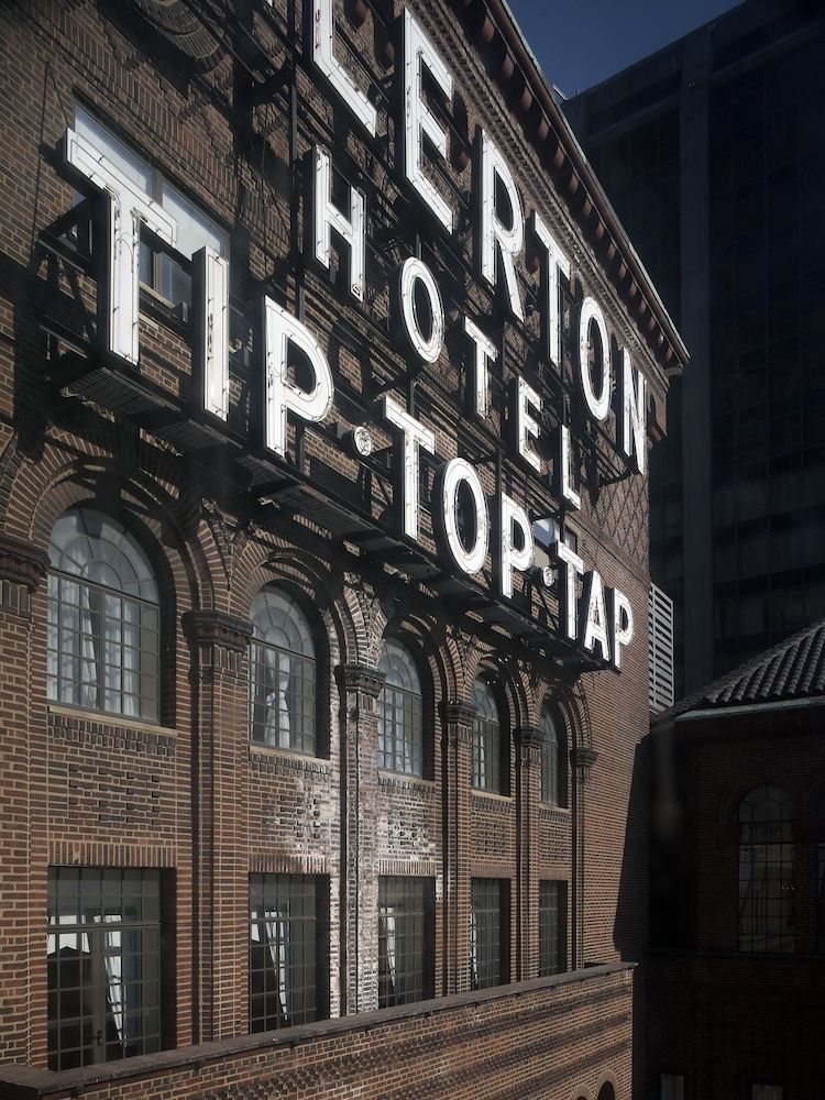 undefined Warwick Allerton - Chicago 7