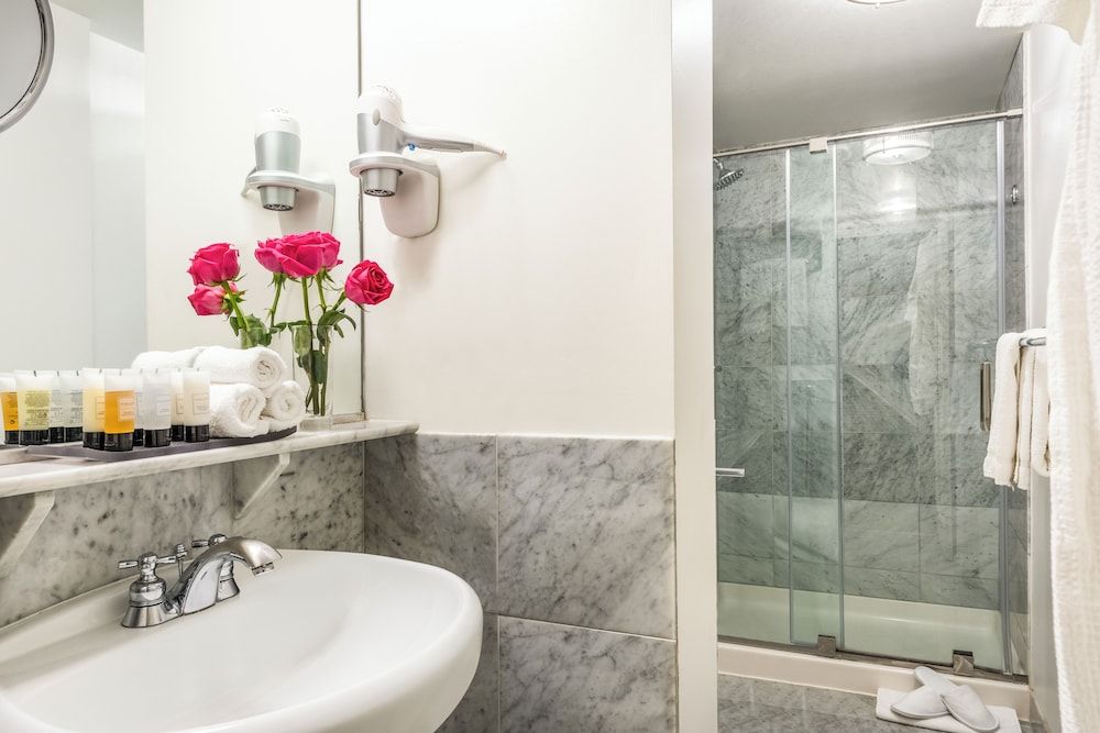 Warwick Allerton - Chicago Petite Classic 5