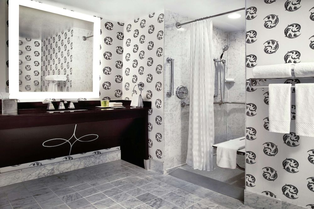 undefined Palmer House a Hilton Hotel 10