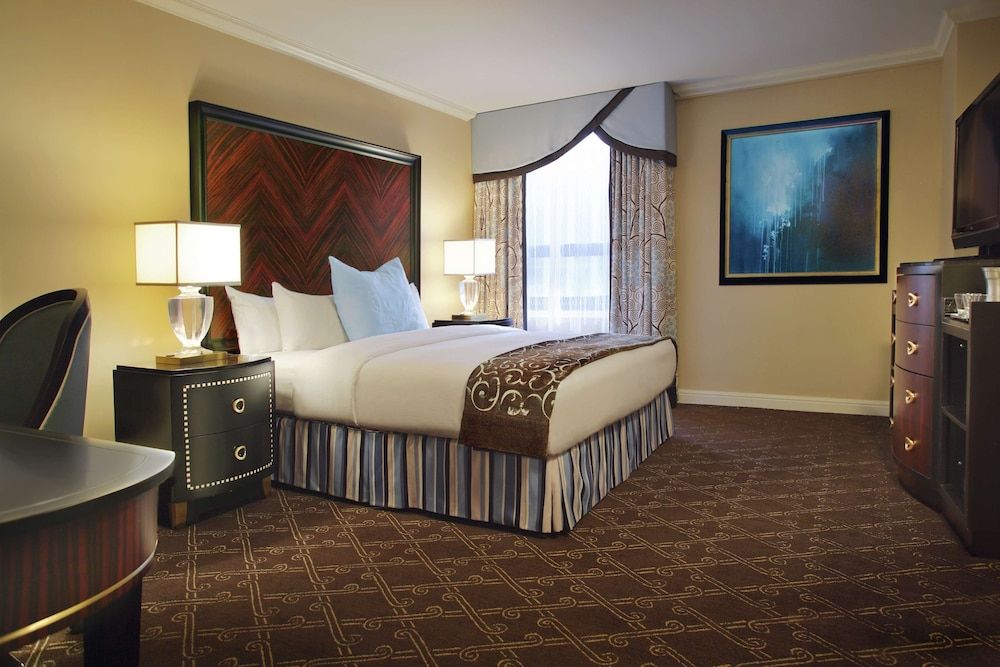 undefined Palmer House a Hilton Hotel 5