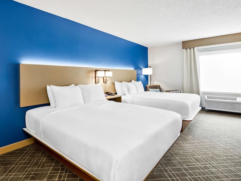 Suite, 2 Queen Beds, Accessible, Non Smoking