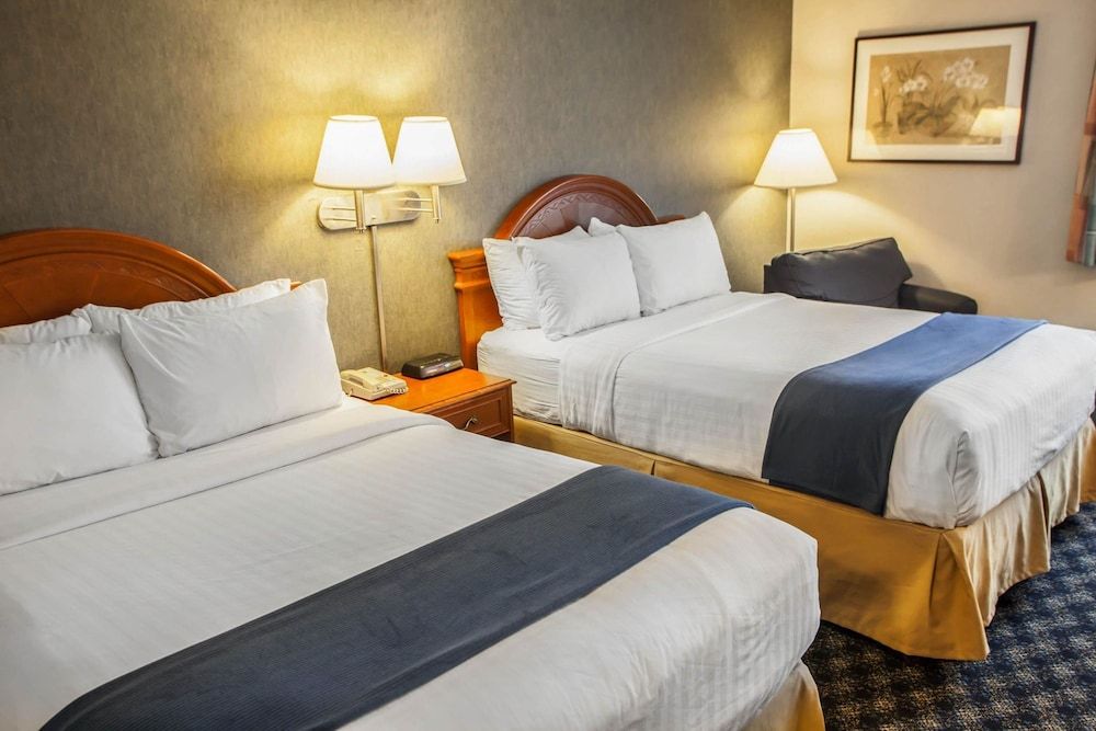 Standard Room, 2 Double Beds, Smoking