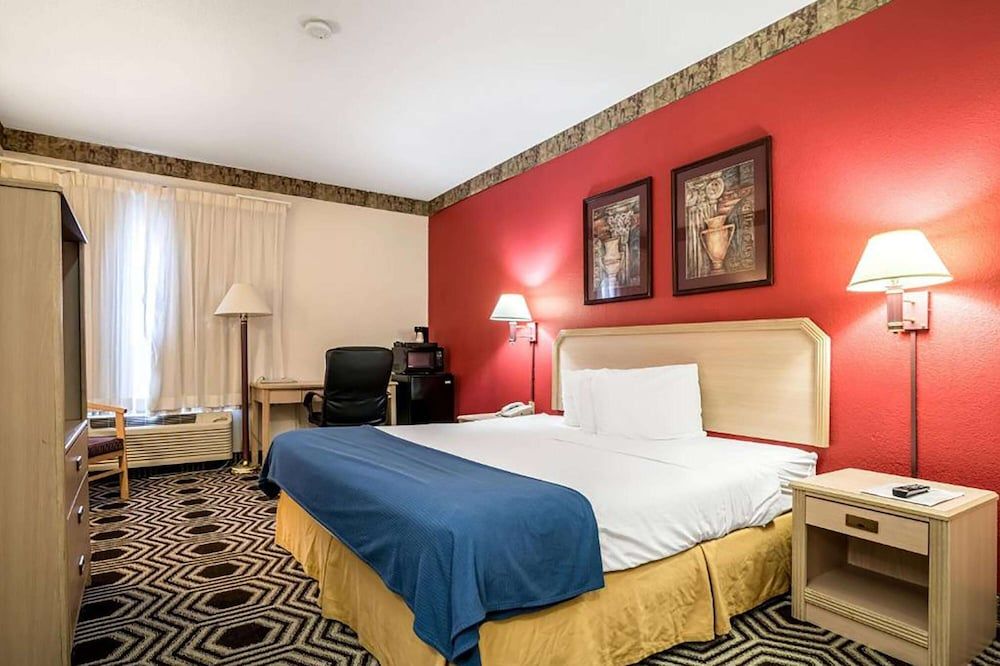 Room, 1 King Bed, Accessible, Non Smoking