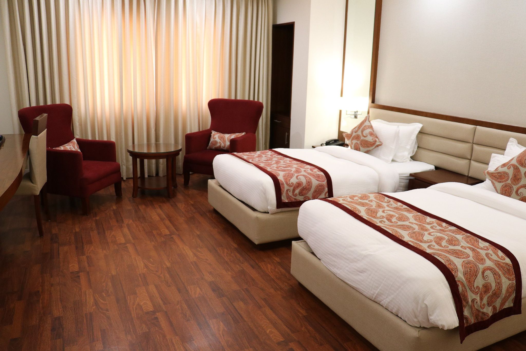 Executive Room with Working Desk (Twin Bed)