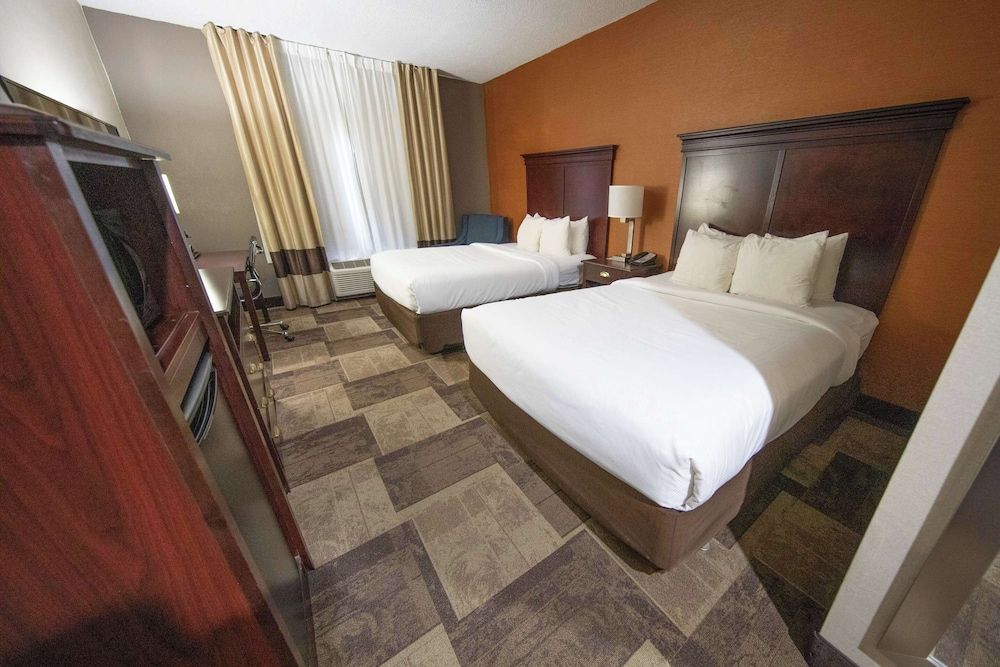 Room, 2 Queen Beds, Non Smoking