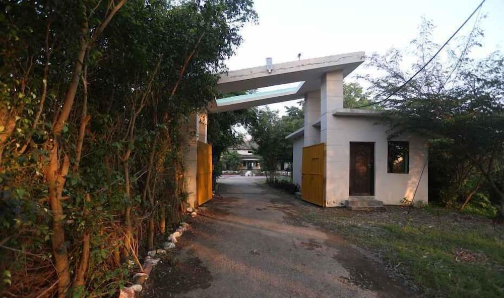 undefined Adb Rooms Corbett Jungle Holiday SPA 7