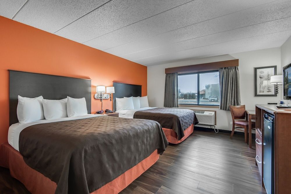 Room, 2 Queen Beds, Non Smoking