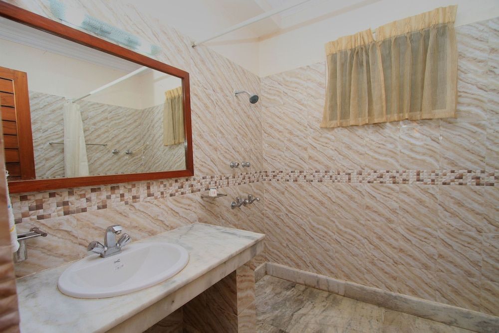 OYO 10346 The Himalayan Inn Double or Twin Room 10