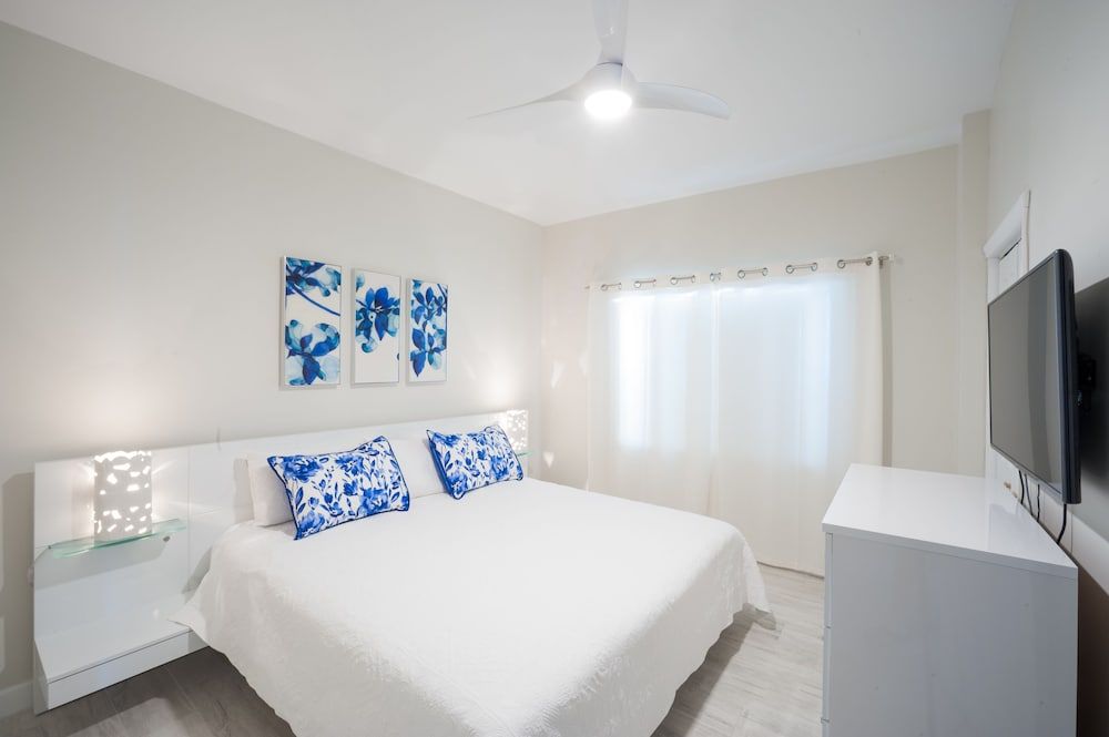 3 Bedroom Penthouse - Ocean Front 634