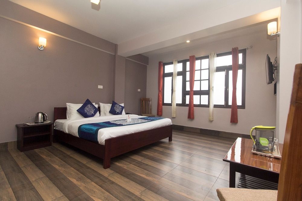 OYO 11630 Temi Residency Standard Double Room 5