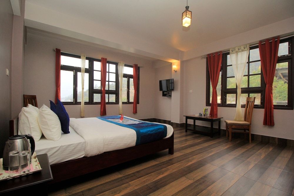 OYO 11630 Temi Residency Standard Double Room 2