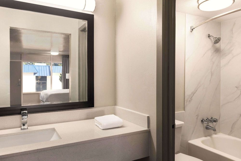 Double Room, 2 Double Beds