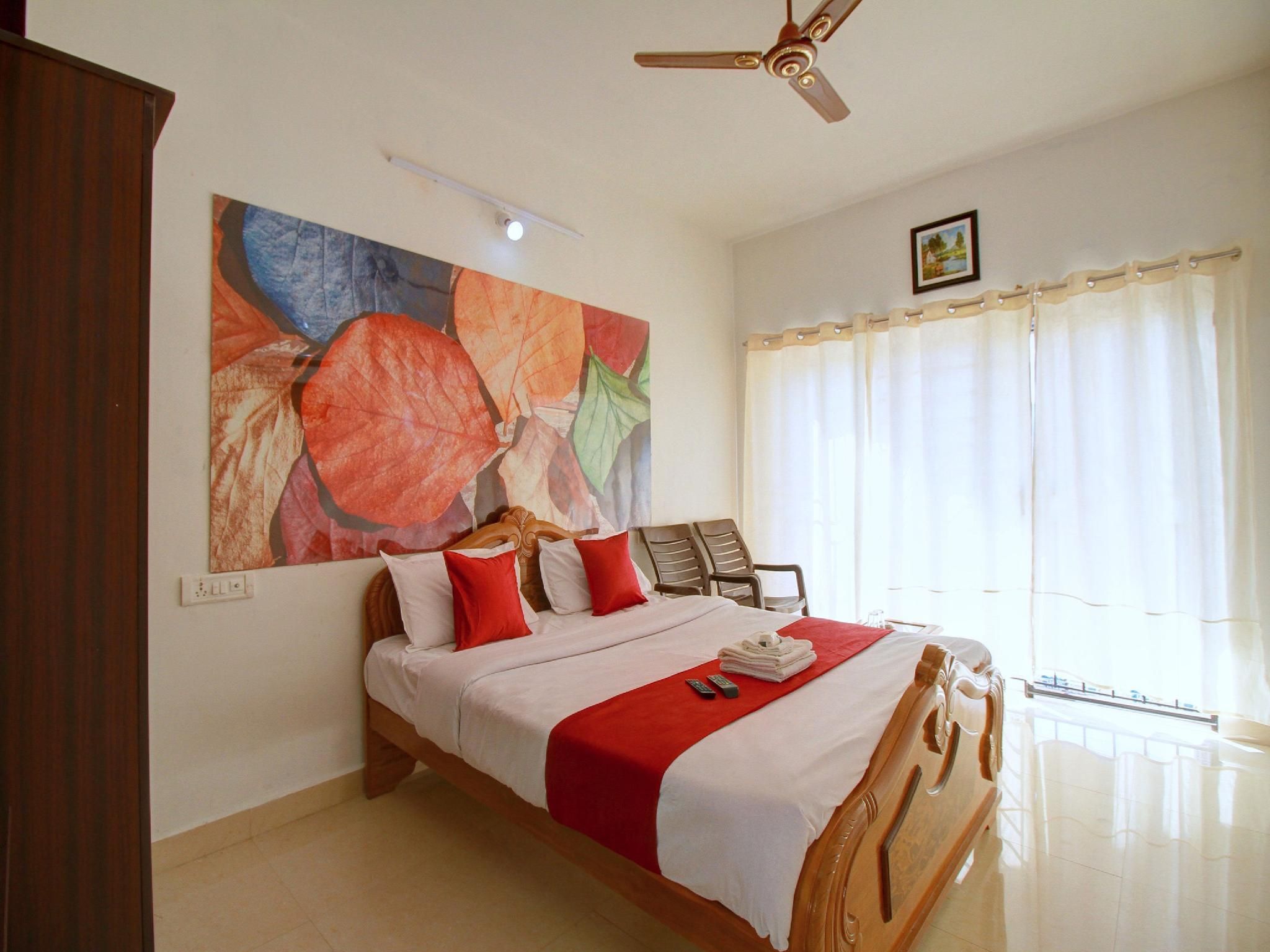 A Ooty Honey Huts Deluxe Room 14