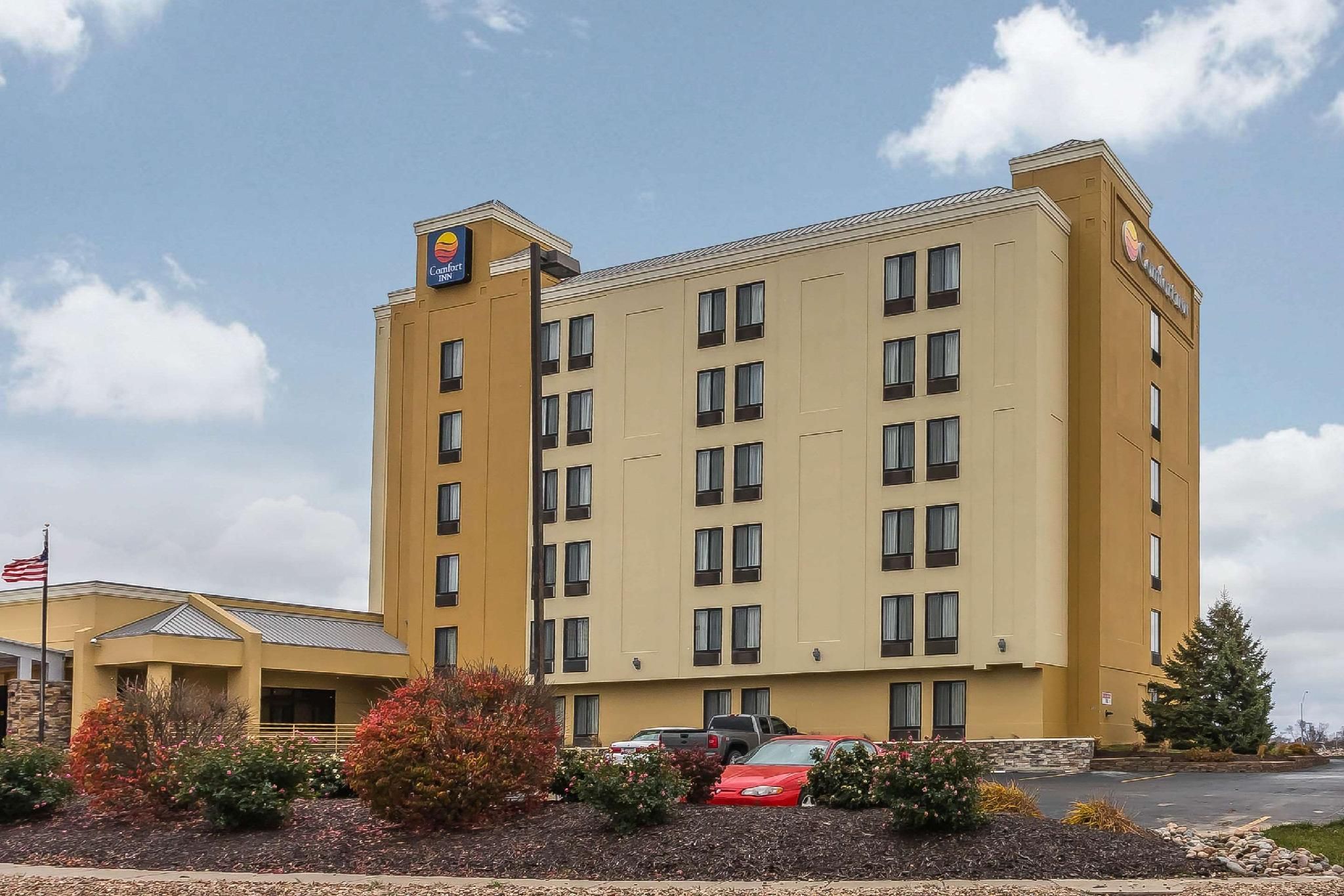 undefined Comfort Inn SW Omaha I-80 4