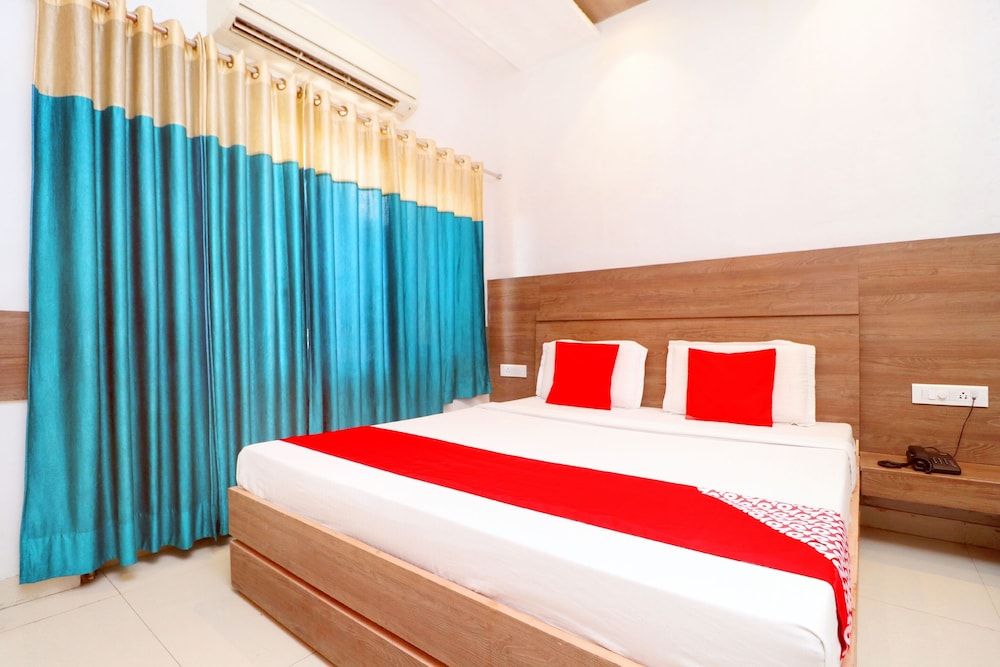 undefined OYO 3131 Hotel BR Inn 9