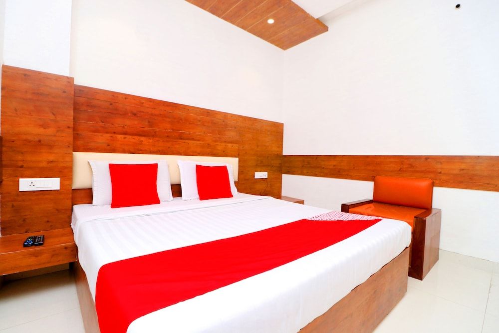 OYO 3131 Hotel BR Inn Double or Twin Room 3