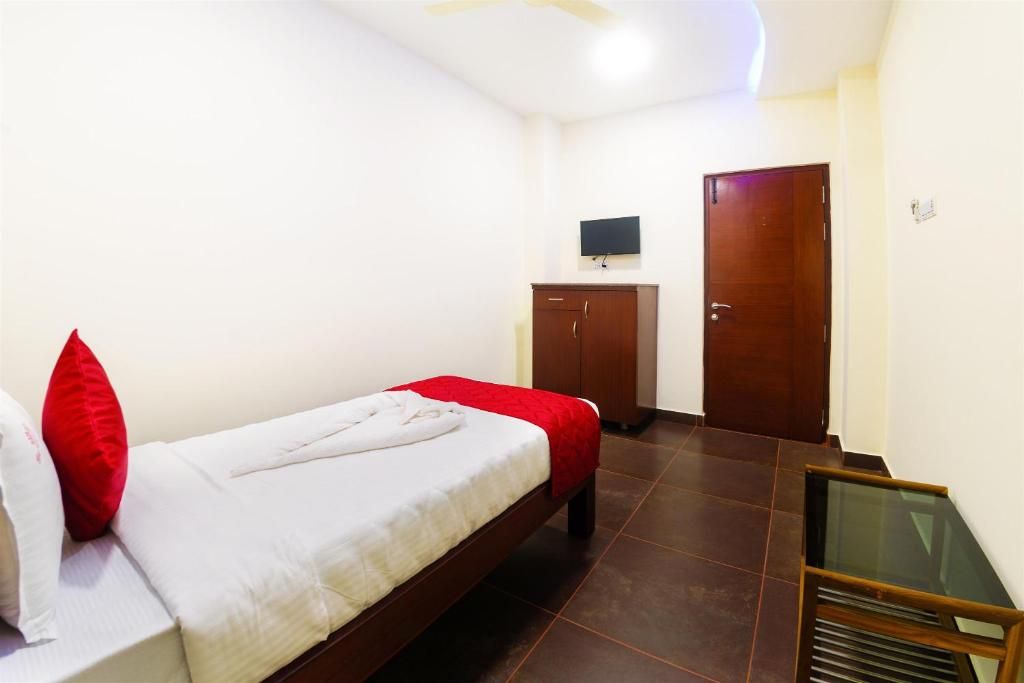 Executive Single Ac