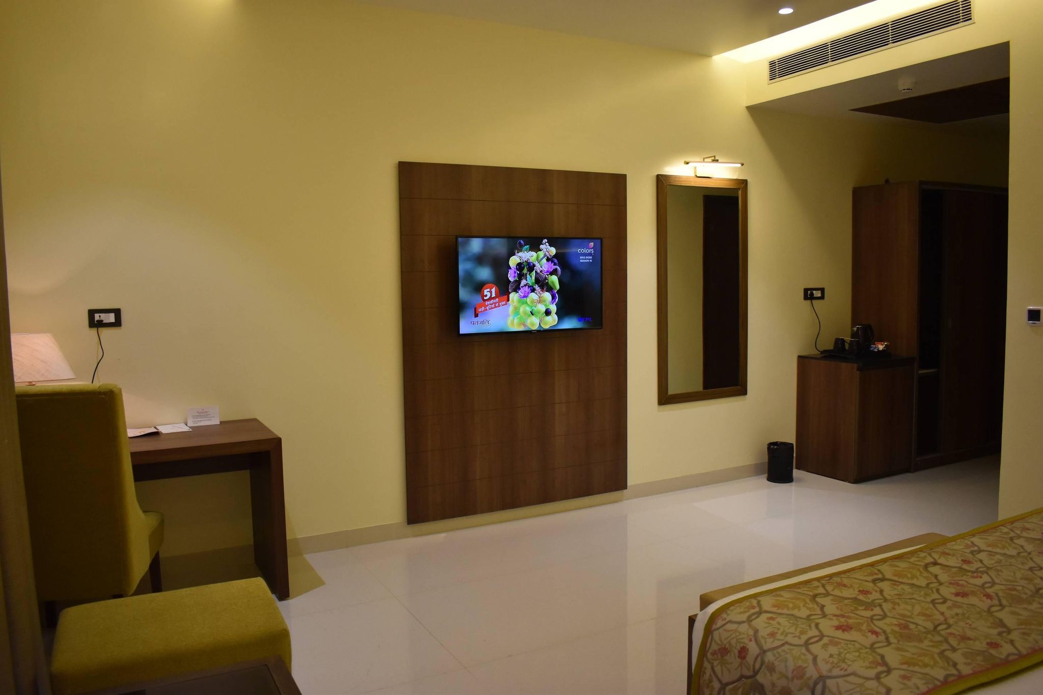 Sun Hotel and Resort Sun Premium Room 4