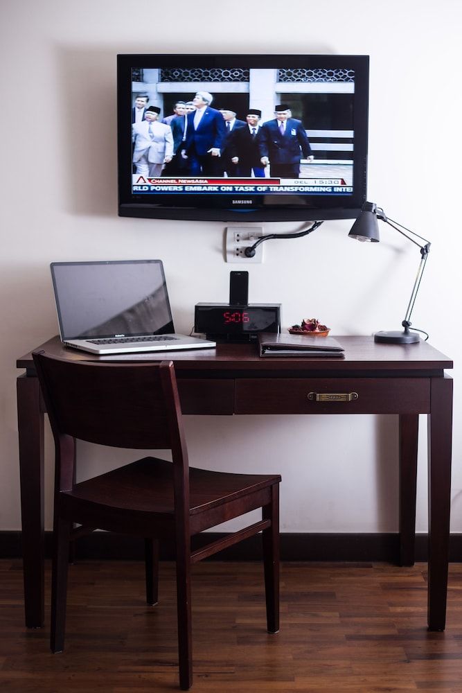 In-Room Business Center